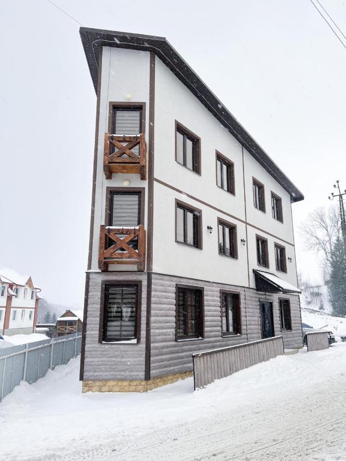 Hotel Berloga Pylypets Pilipets Exterior foto